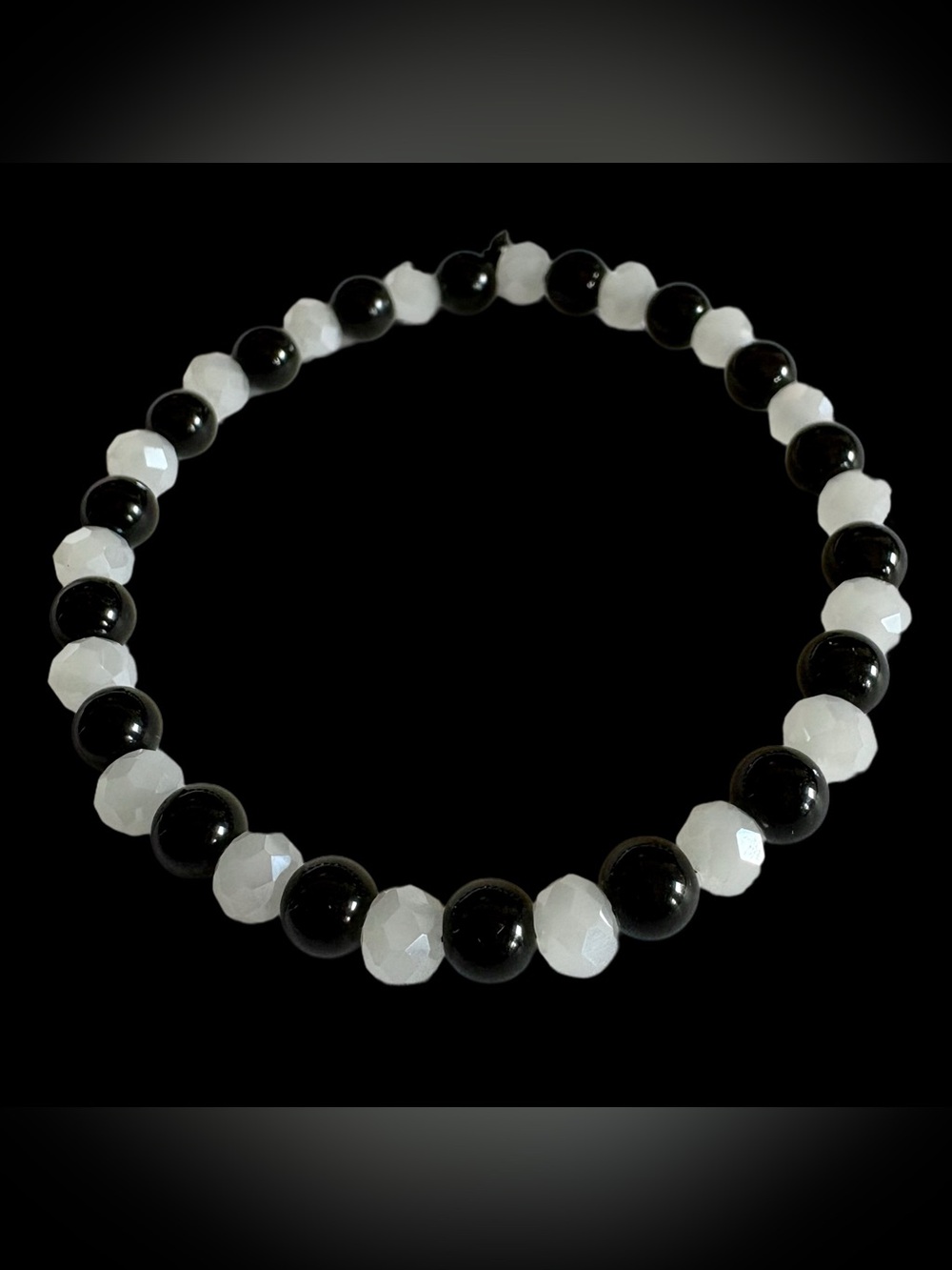 Handmade Black & White Faceted Beaded Stretch Bracelet